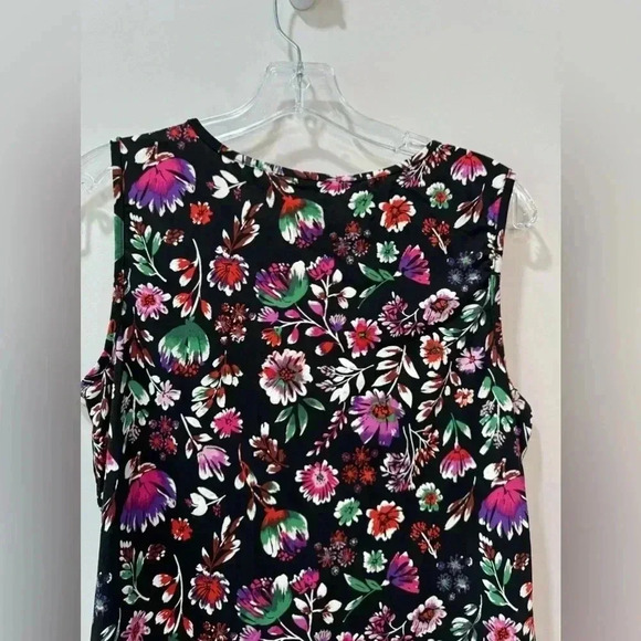 Floral Print Sleeveless Blouse by Design - Size M & XL - Picture 8 of 12